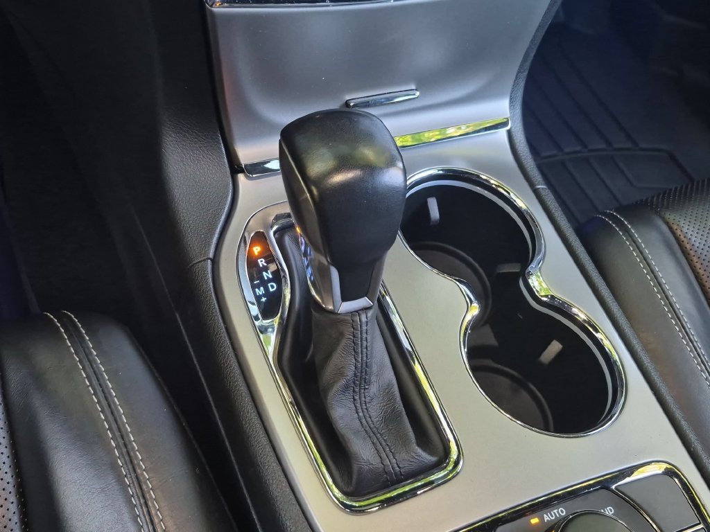 Used 2021 Black Jeep Limited image 13