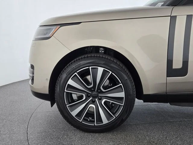Used 2026 Batumi Gold Premium Metallic Land Rover SE image 7