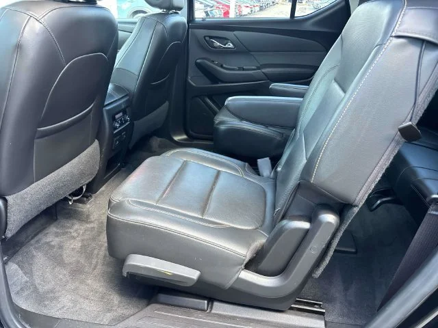 Used 2020 Black Chevrolet Premier image 8