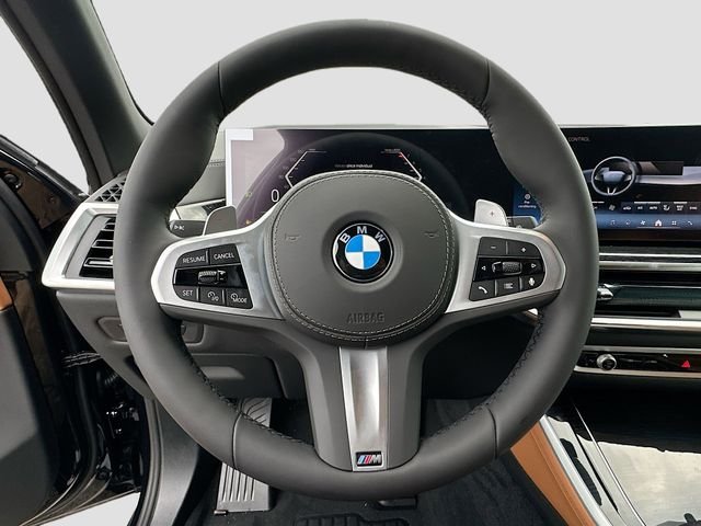 New 2026 Black BMW sDrive40i image 8