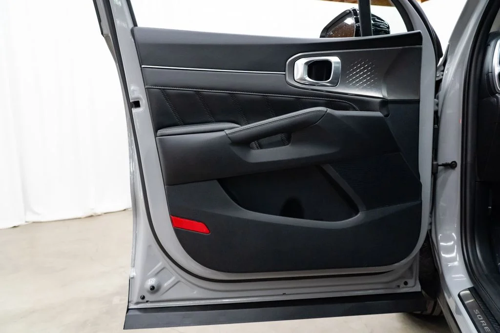 Used 2022 Gray Kia SX image 22