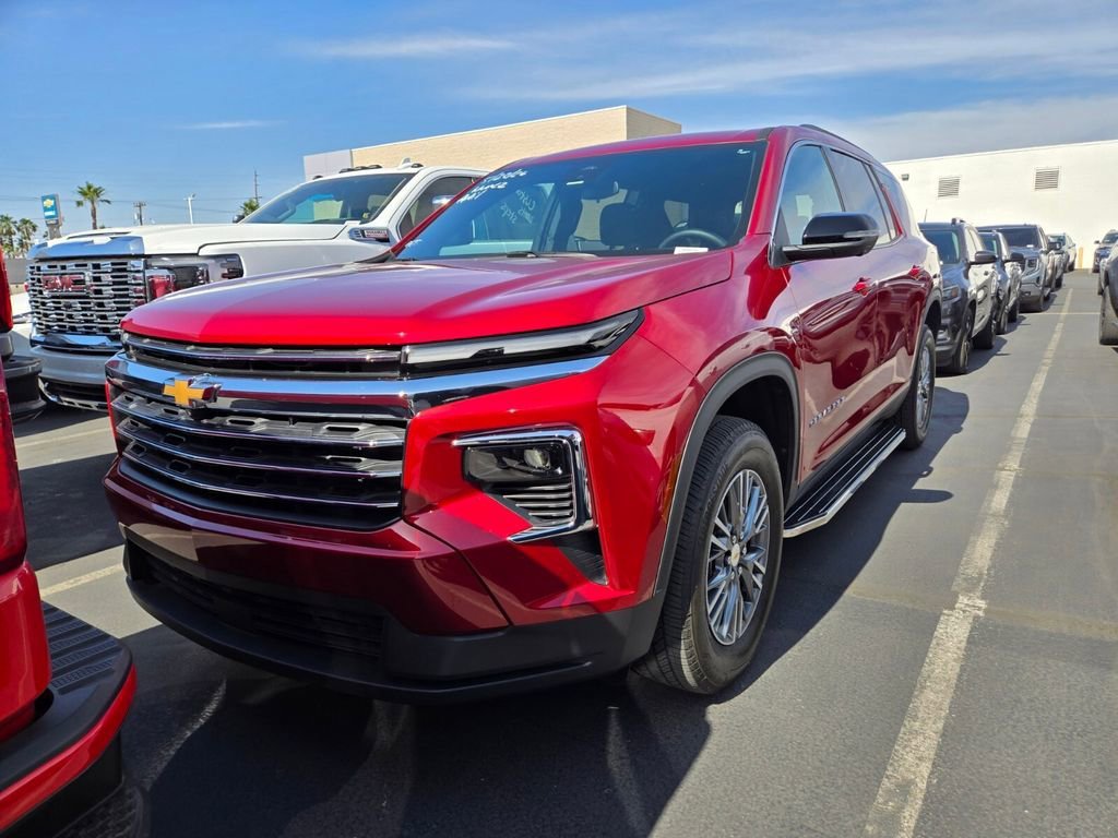 2025 Chevrolet Traverse FWD LT's photo
