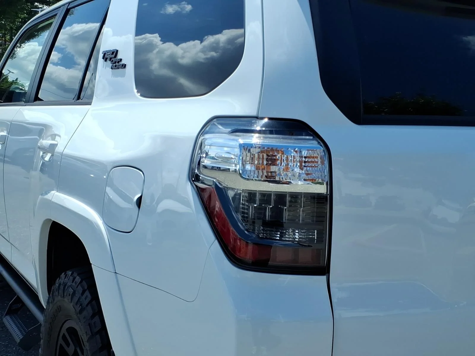 Used 2024 Ice Cap Toyota TRD Off Road Premium image 19