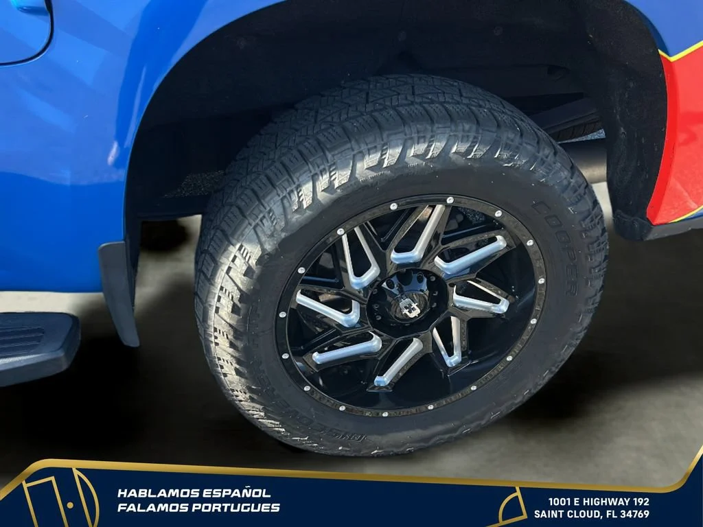 Used 2022 Oxford Brown Metallic Chevrolet High Country image 31