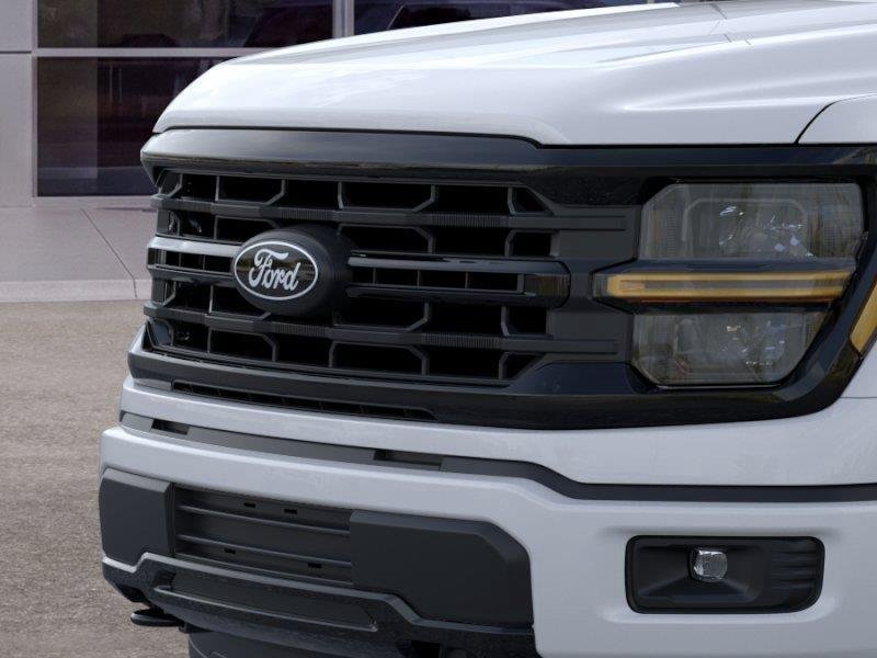 New 2026 Oxford White Ford XLT image 17