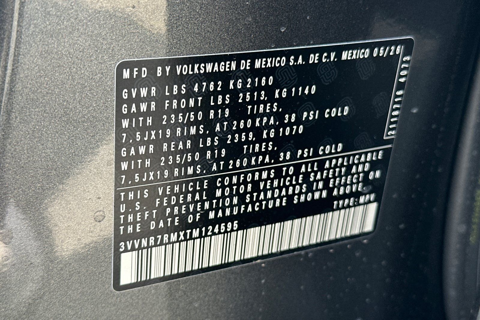 New 2026 Platinum Gray Metallic Volkswagen 2.0T SE image 28
