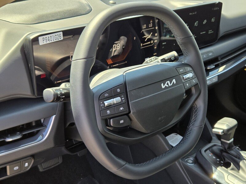 New 2026 Snow White Pearl Kia EX image 10