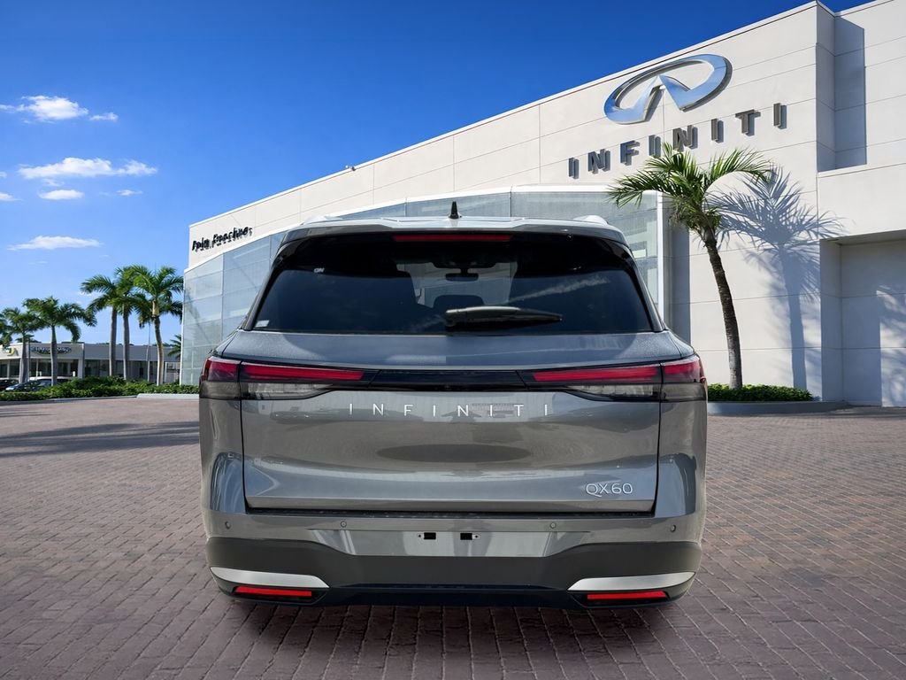 New 2027 GRAPHITE SHADOW INFINITI Luxe FWD image 6