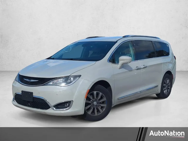 2019 Chrysler Pacifica Touring L Plus