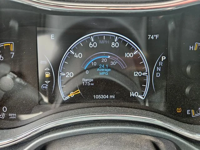 Used 2020 Granite Crystal Clearcoat Metallic Jeep Limited image 10