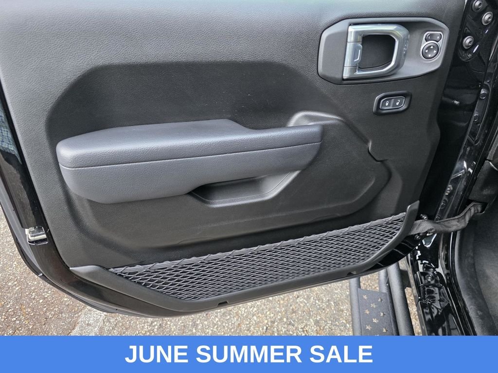 Used 2024 Black Jeep Sport S image 34