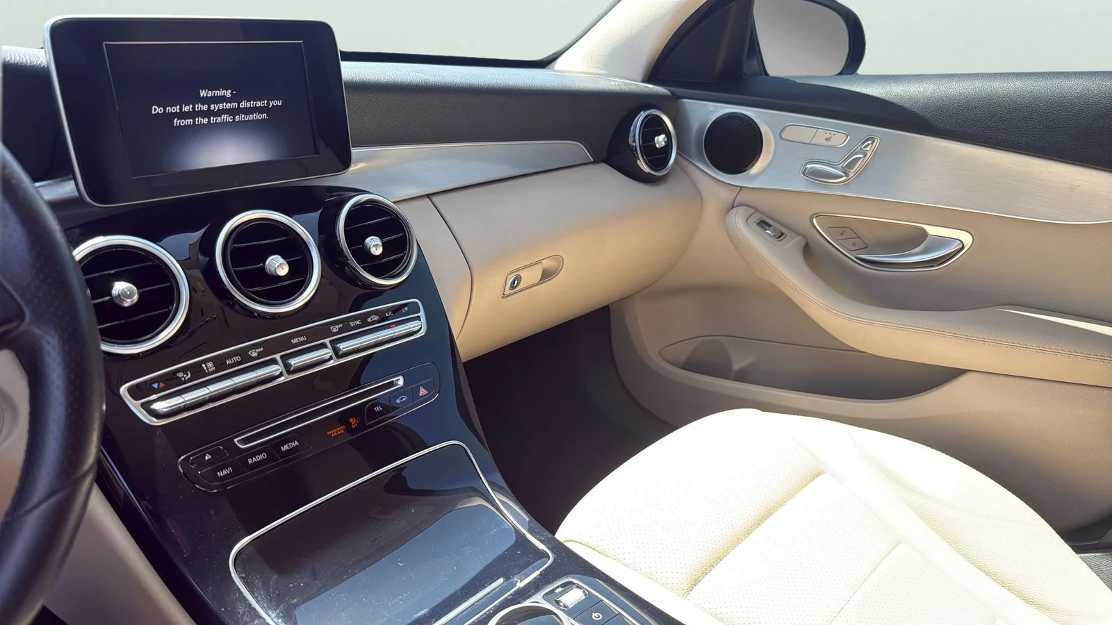 Used 2017  Mercedes-Benz C 300 image 15