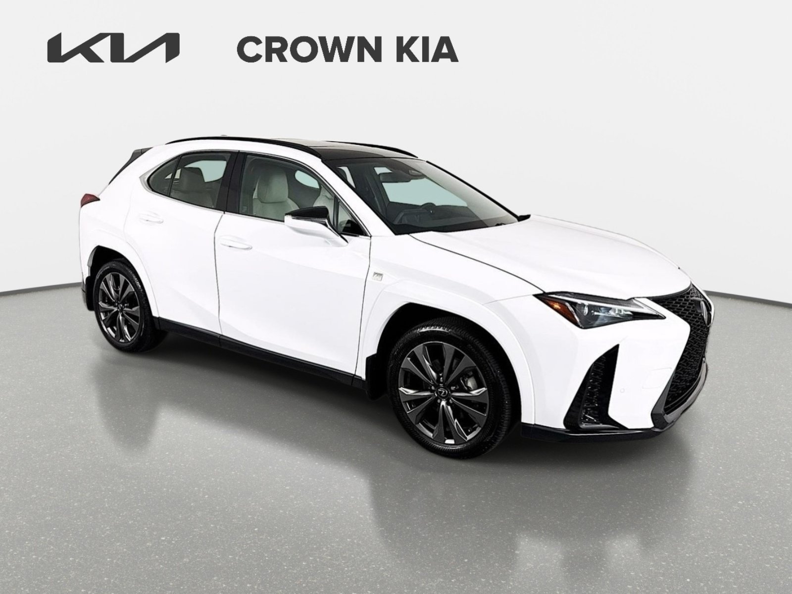 Used 2025 Ultra White Lexus UX 300h F SPORT Design image 3