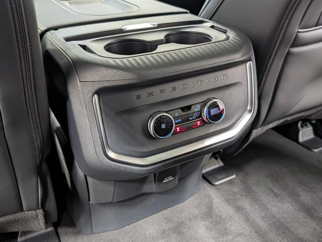 New 2027 Agate Black Metallic Ford MAX Platinum image 17