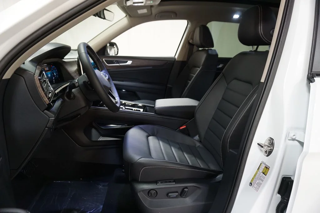 New 2026 Opal White Volkswagen 2.0T SEL image 10