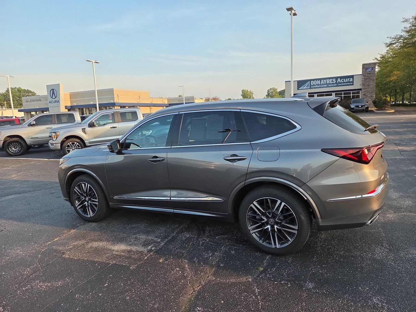 Used 2026 Liquid Carbon Metallic Acura SH-AWD with Advance Package image 27