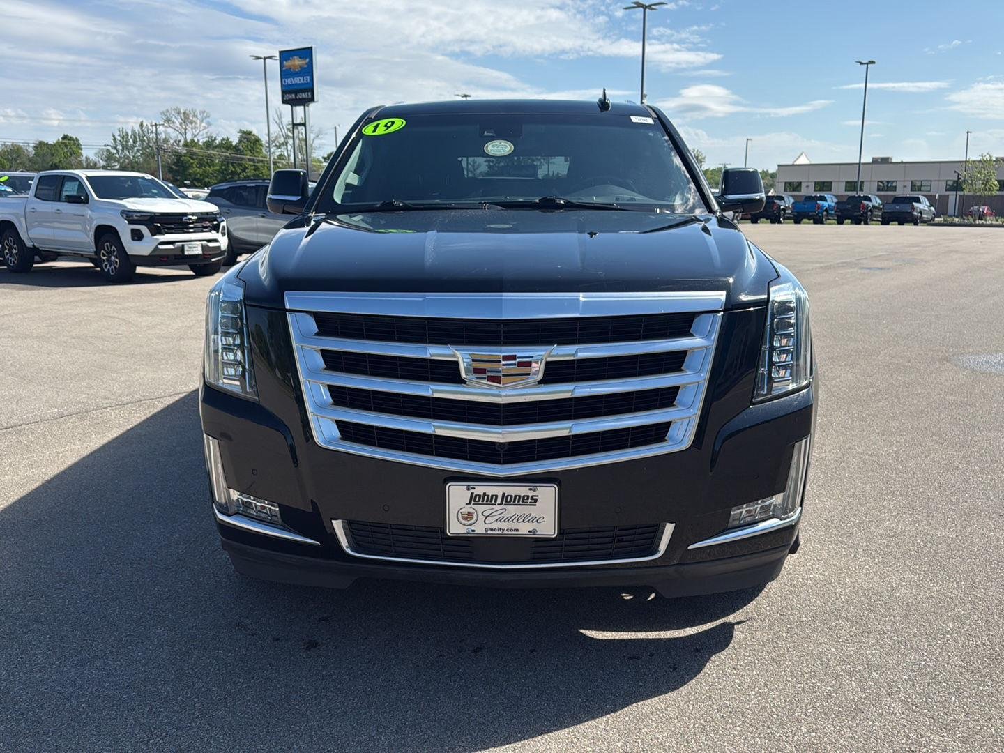 Used 2019 BLACK RAVEN Cadillac Premium Luxury image 18