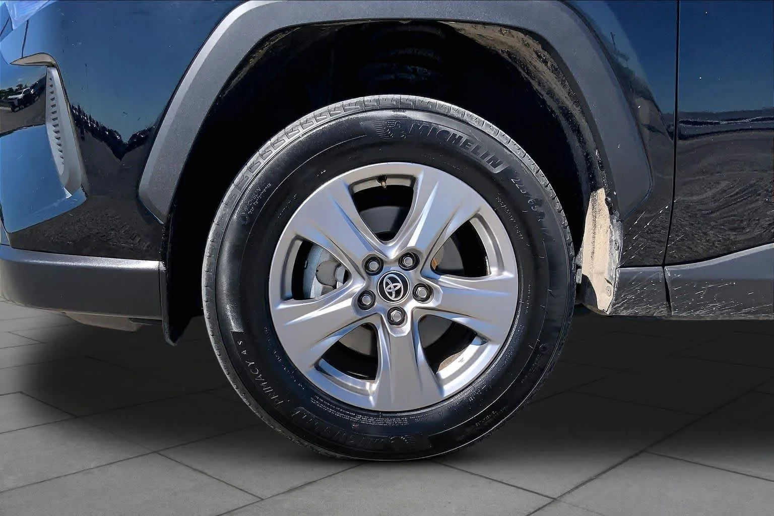 Used 2025 Midnight Black Metallic Toyota XLE image 11