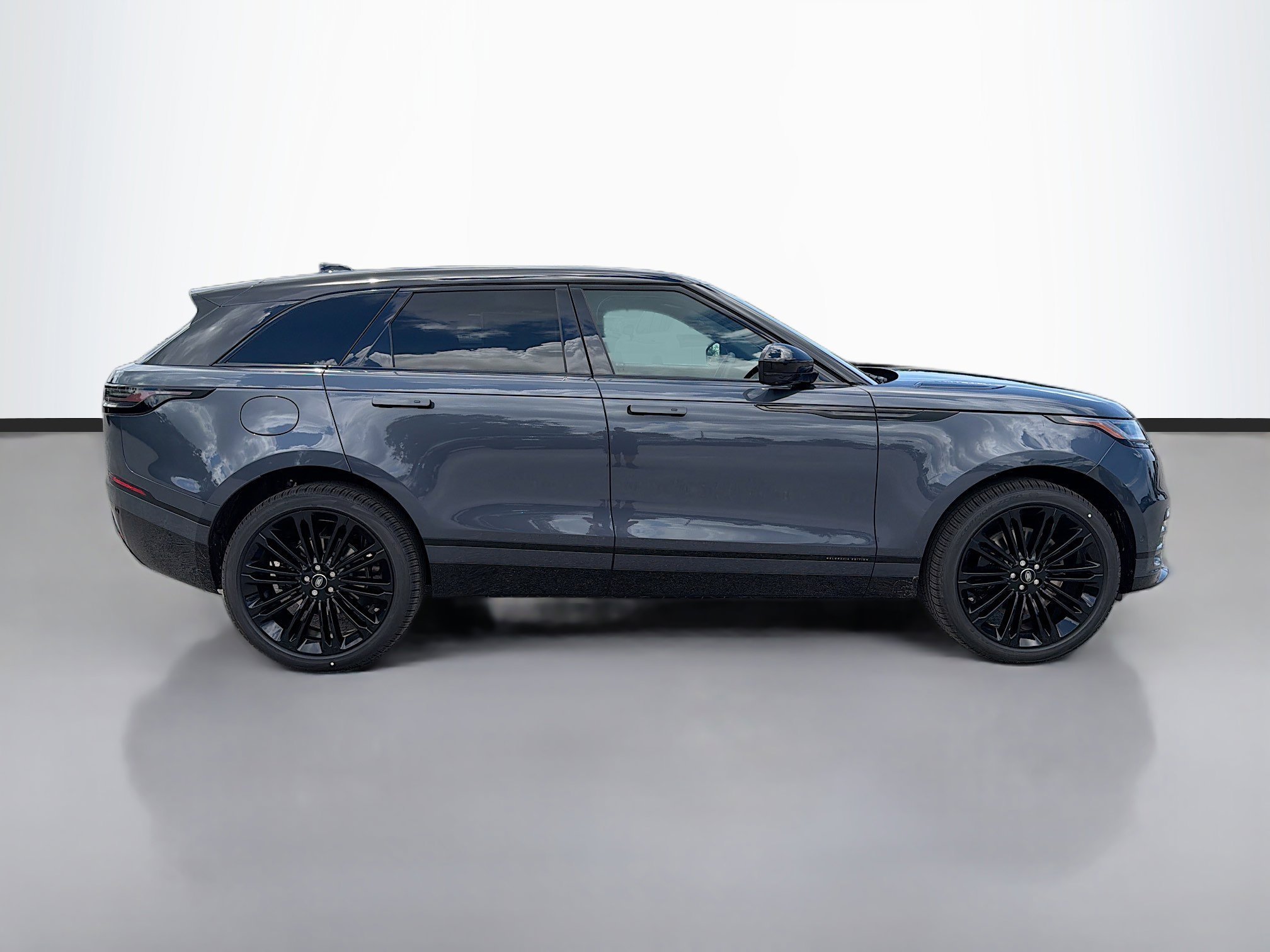 New 2026 Varesine Blue LAND ROVER  image 6