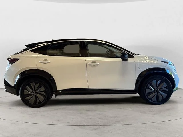 Certified Used 2023 Everest White Pearl Tricoat Black Diamond Pearl Nissan Engage image 6