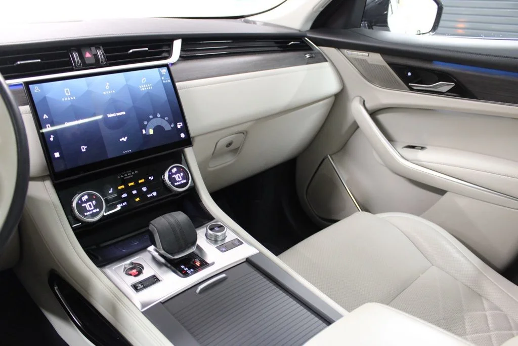 Used 2023 White Jaguar P250 S image 27