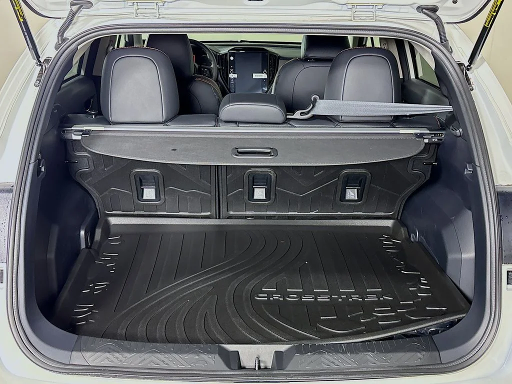 Used 2025 White Subaru Limited image 22