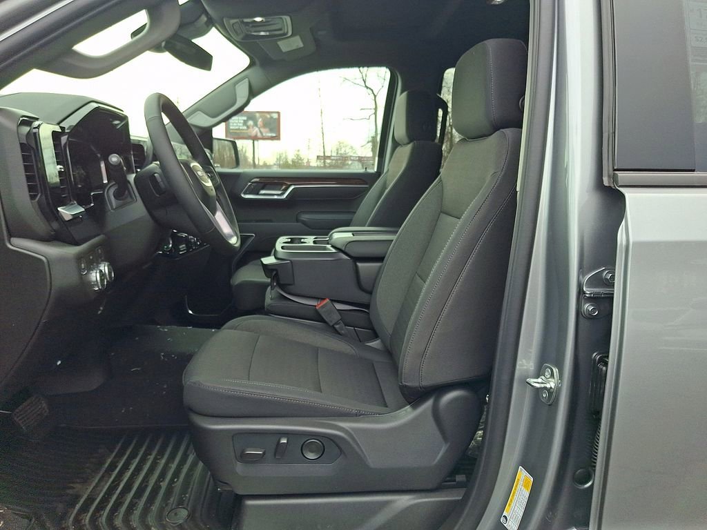 New 2026 Sterling Metallic GMC Elevation image 7