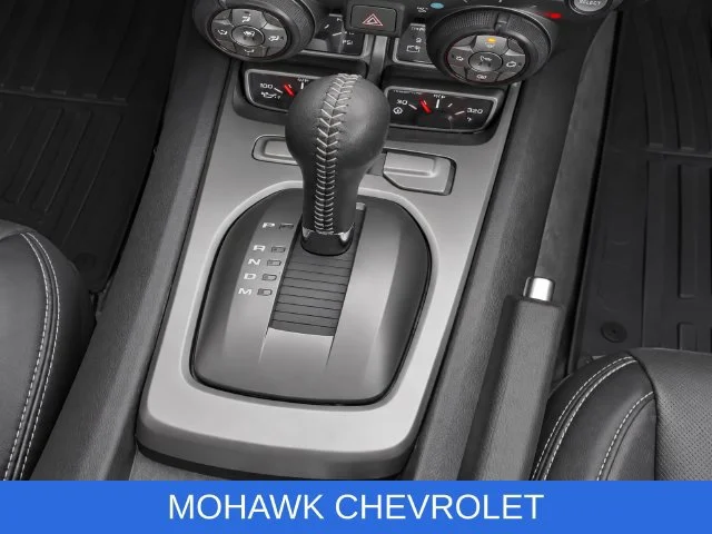 Used 2015 CRYSTAL RED TINTCOAT Chevrolet LT image 15
