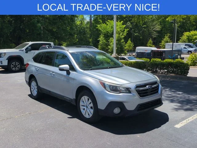 Used 2018 Silver Subaru 2.5i Premium image 7