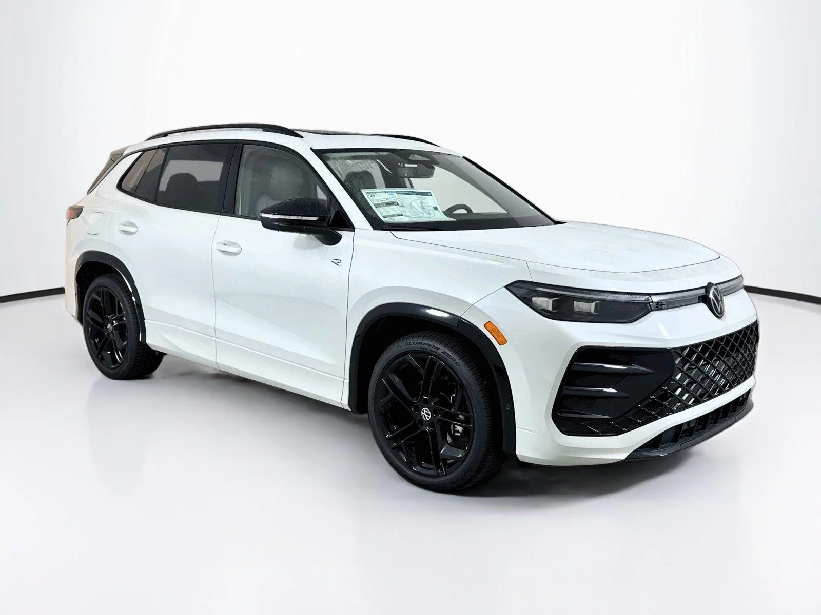 New 2026 WHITE Volkswagen SE R-Line Black image 6
