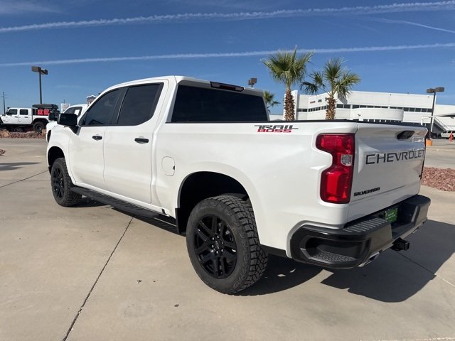 2023 Chevrolet Silverado 1500 LT Trail Boss photo 3