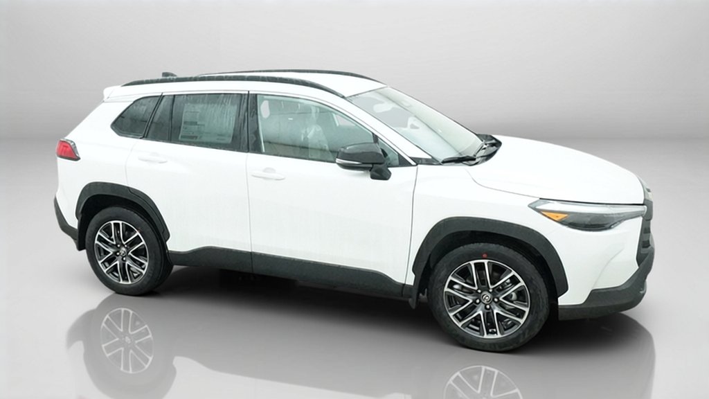 New 2026 Wind Chill Pearl Toyota XLE image 6