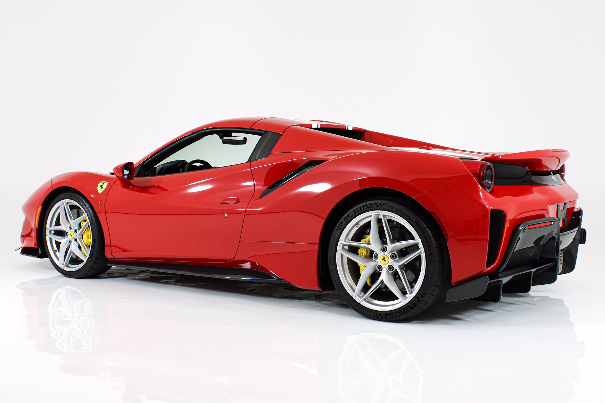 Certified Used 2019 Red Ferrari  image 8