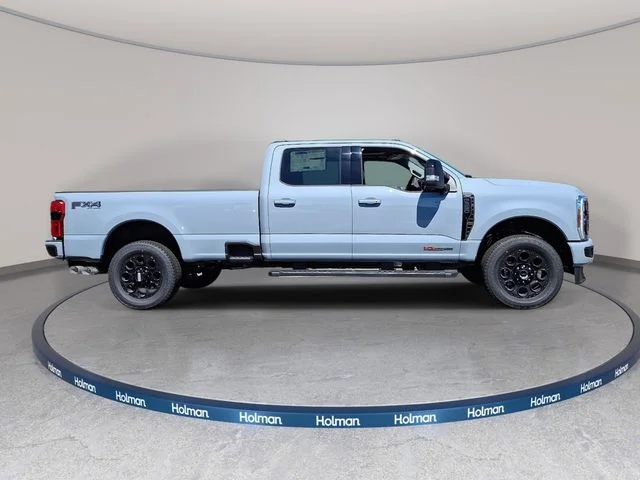 New 2026 Glacier Gray Metallic Tri-Coat Ford Lariat image 3