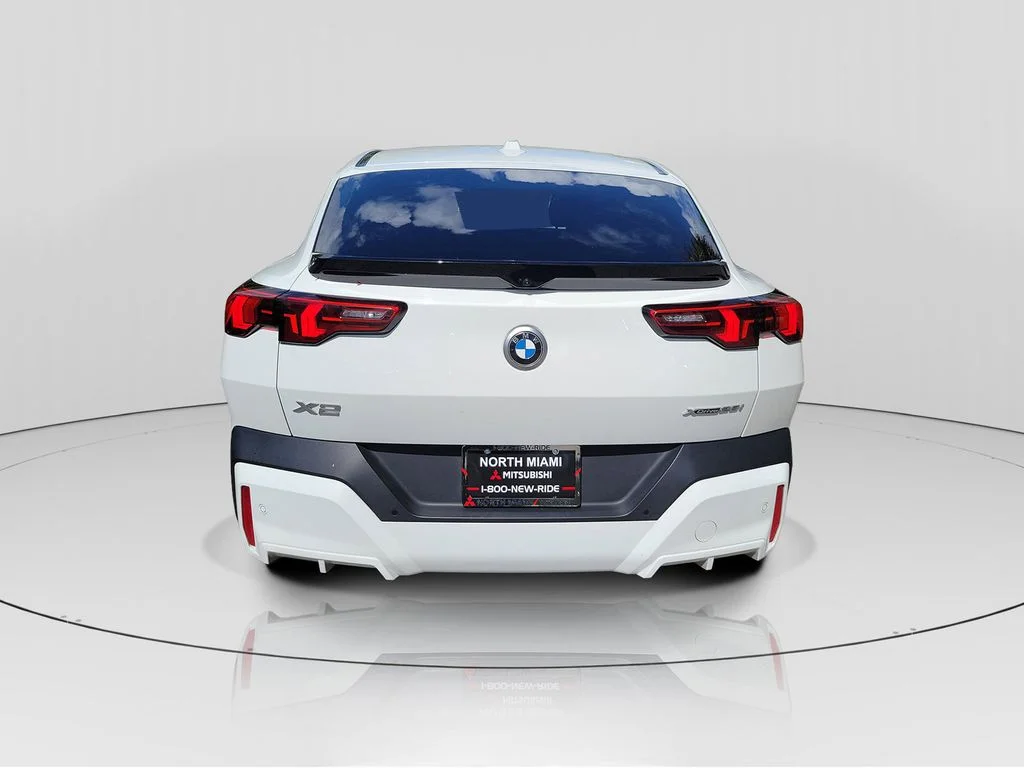 Used 2026 White BMW xDrive28i image 6