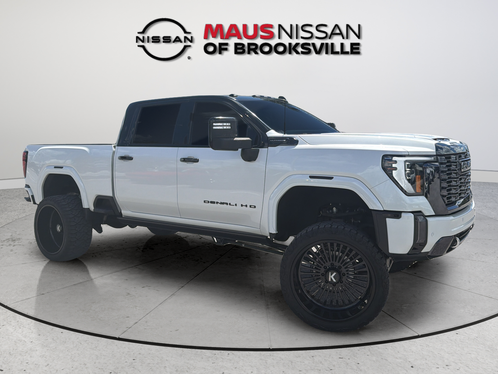 Used 2024 White GMC Denali Ultimate image 14