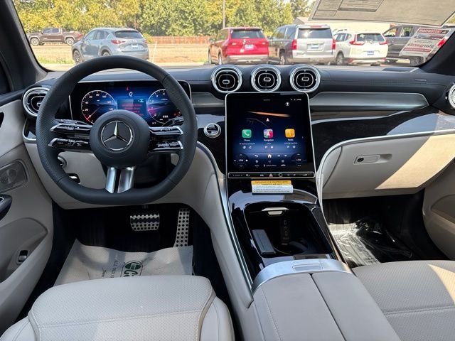 New 2027 Red Mercedes-Benz GLC 300 image 9