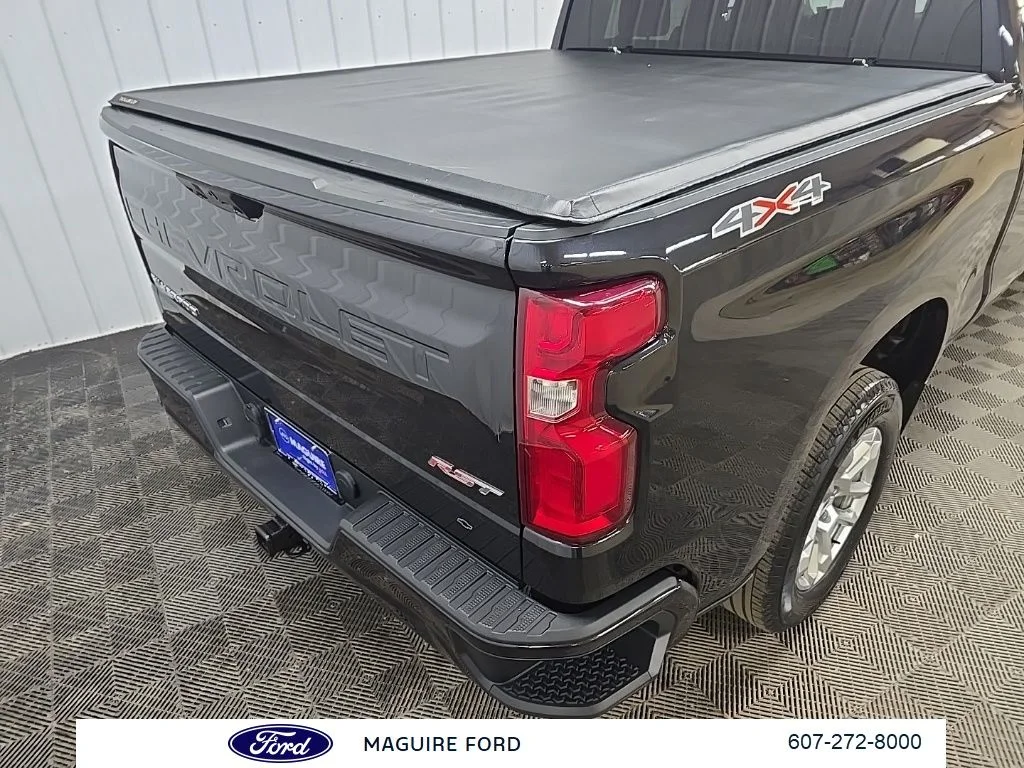 Used 2023 Gray Chevrolet RST image 14