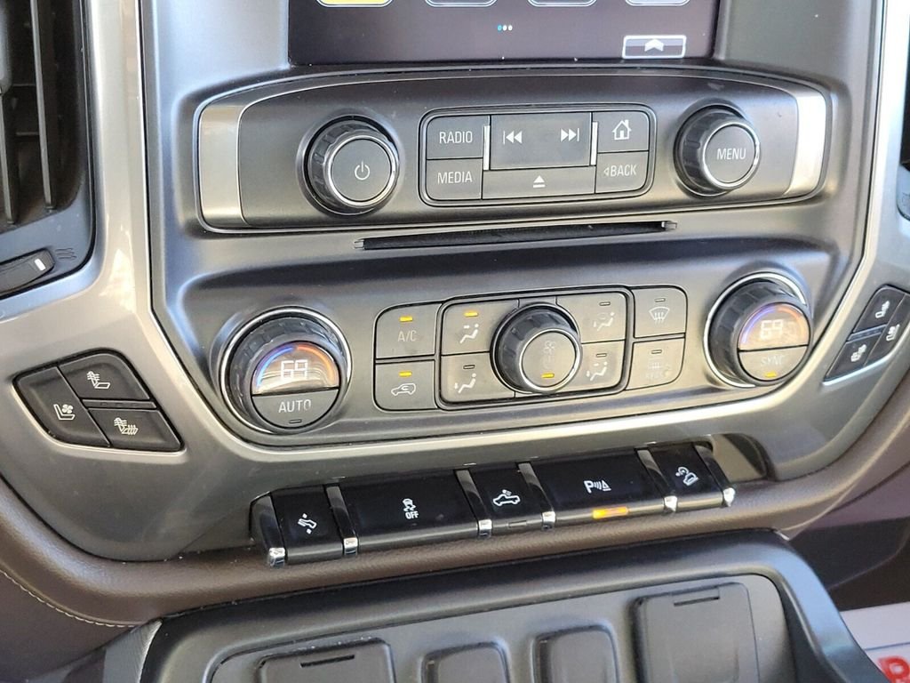 Used 2018 Gray Chevrolet LTZ image 19