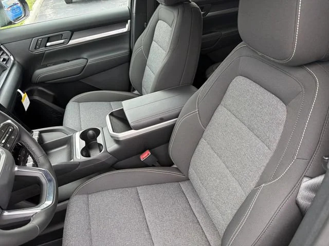 New 2027 Ebony Twilight Metallic GMC Elevation image 19