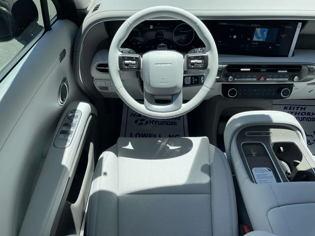 New 2026 Black Hyundai SEL Premium image 13