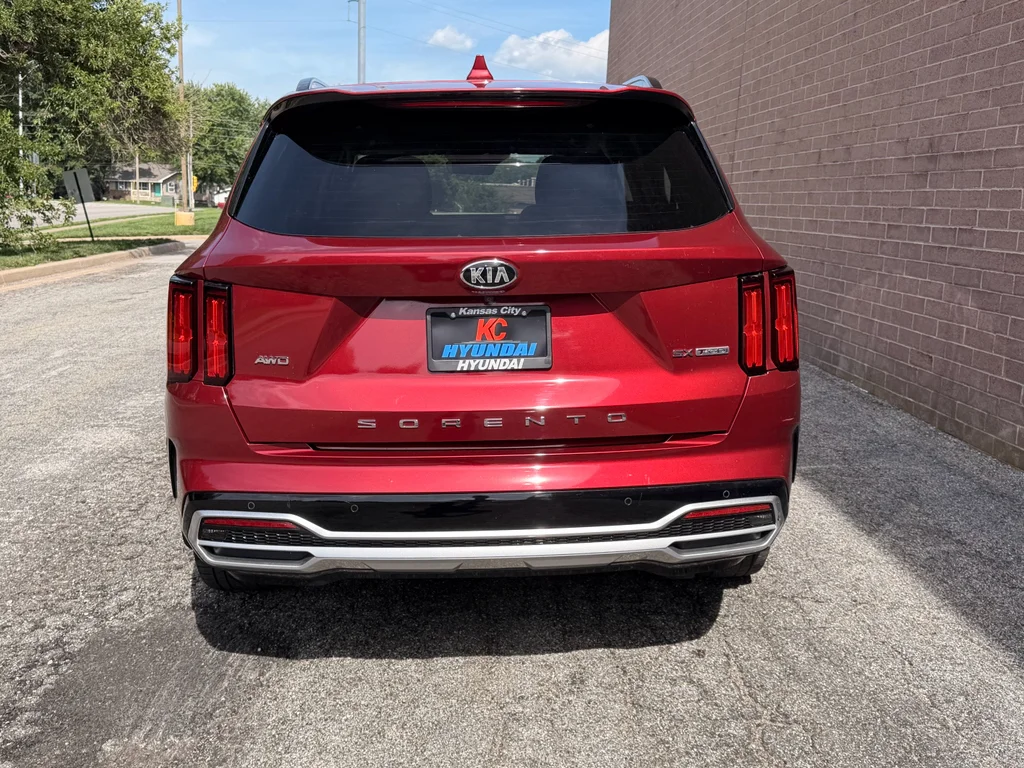 Used 2021 Passion Red Tintcoat Kia SX image 29