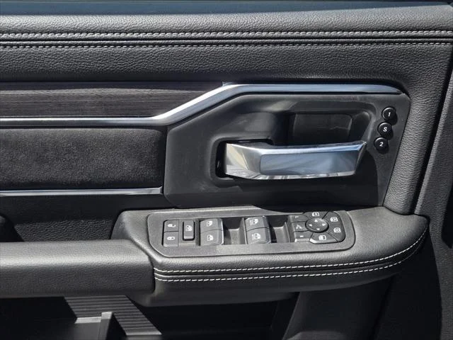 New 2026 Silver-Zynith Exterior Paint RAM Laramie image 15