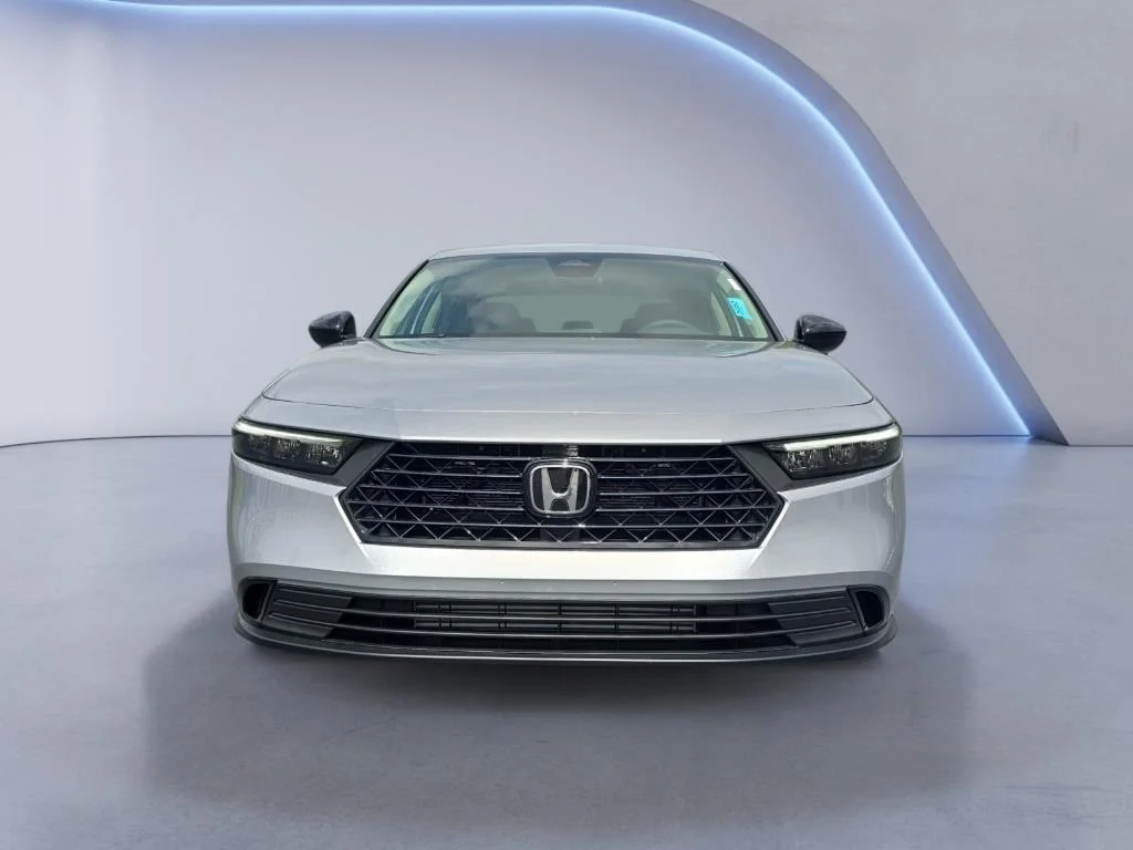 2025 Honda Accord SE - Photo 10