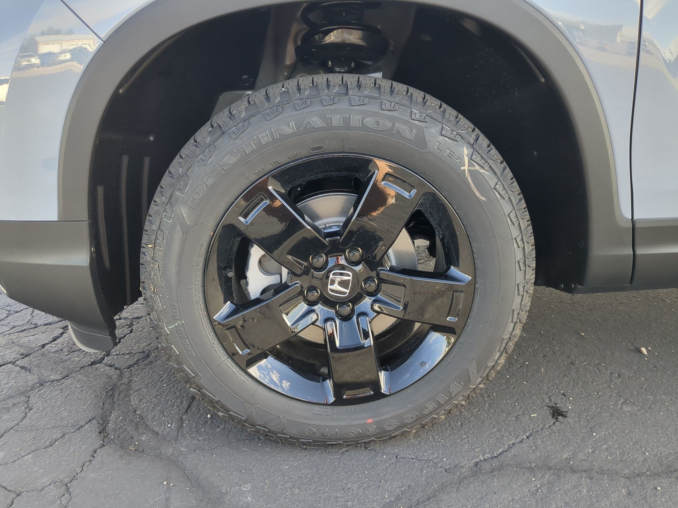 New 2026 Sonic Gray Pearl Honda Black Edition image 26