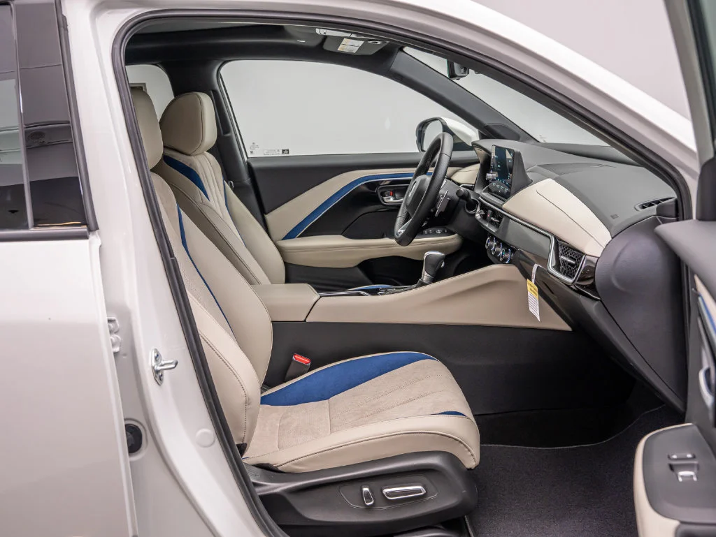 Used 2026 Platinum White Pearl Acura A-Spec Package image 26