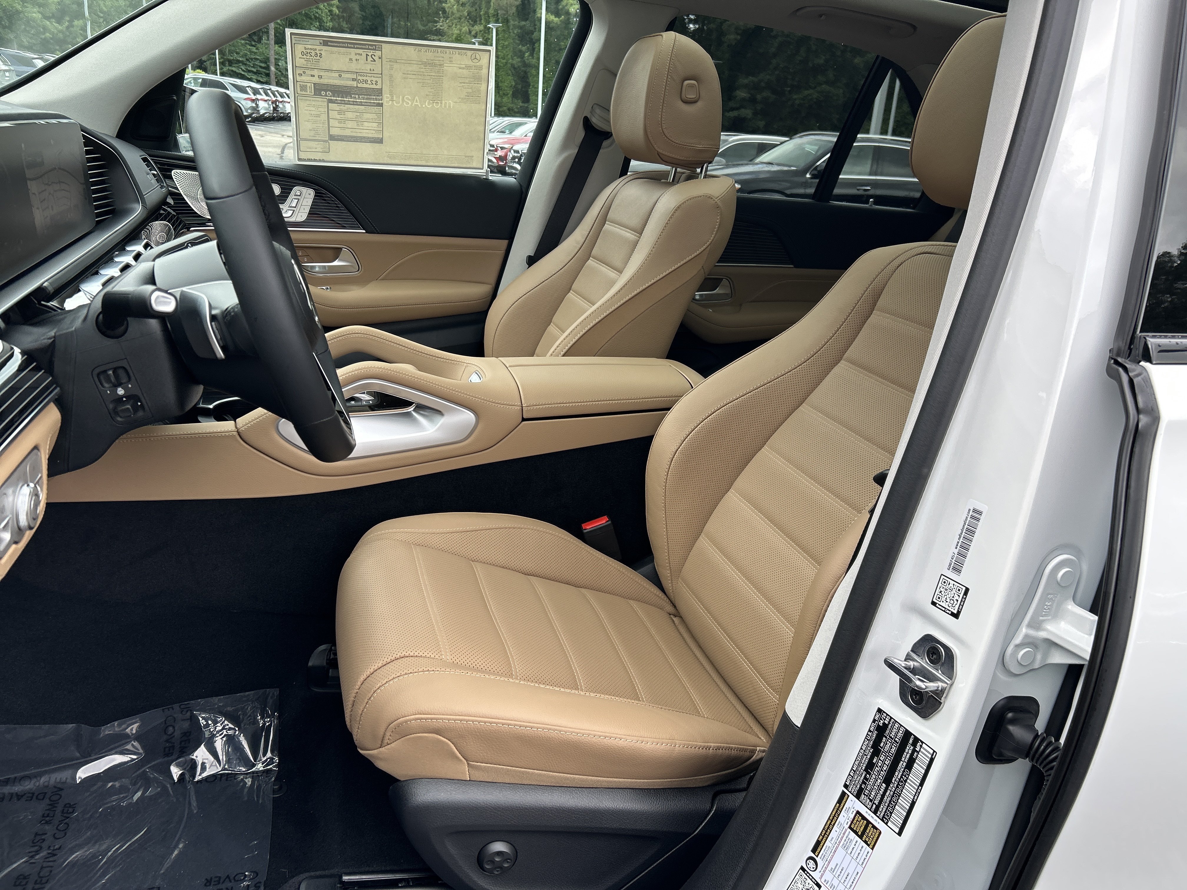 New 2026 MANUFAKTUR Moonlight White Metallic Mercedes-Benz GLE 450 4MATIC® SUV image 19