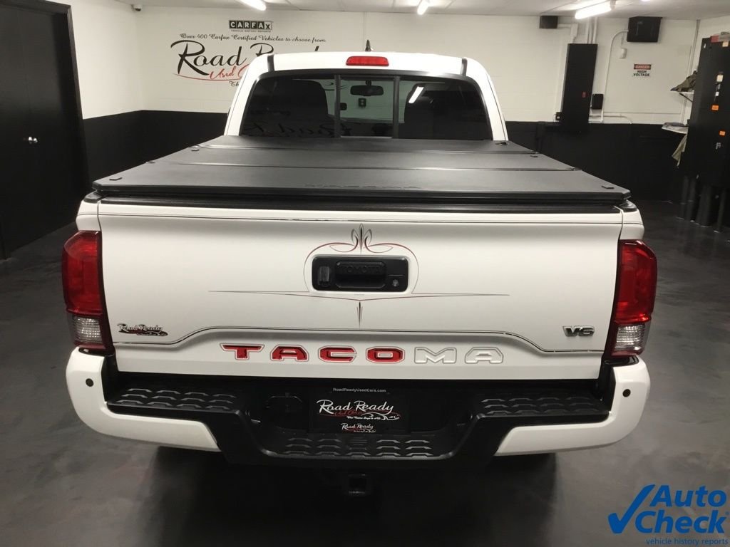 2016 Toyota Tacoma TRD Off Road - Photo 9