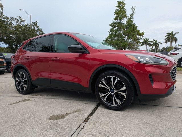 2021 Ford Escape SE Hybrid