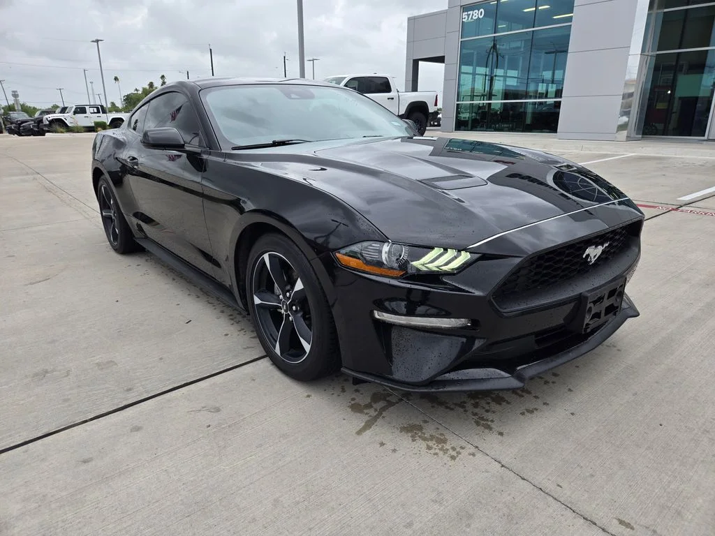 2022 Ford Mustang EcoBoost Coupe's photo